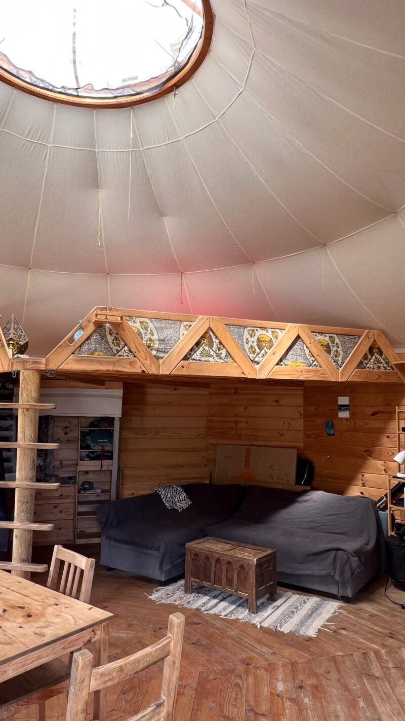 07 Jurta Cama altillo_Cortijo Chuche