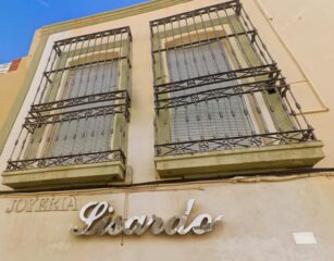 Alhama Avenida Pablo Picasso Tienda Lisardo