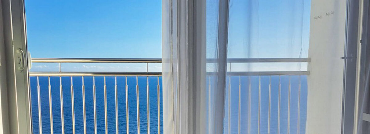 Schlafzimmer mit Meerblick