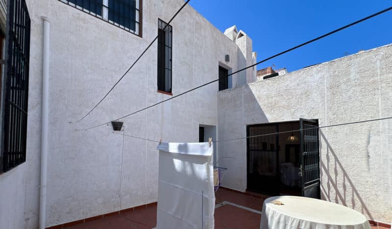 Patio lavadero - Casa Instinción