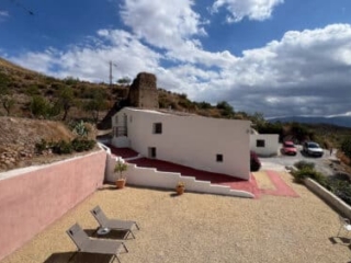 Fachada con Acueducto - Molino Mio Lucar Fachada con Acueducto y terraza - Molino Mio Lucar