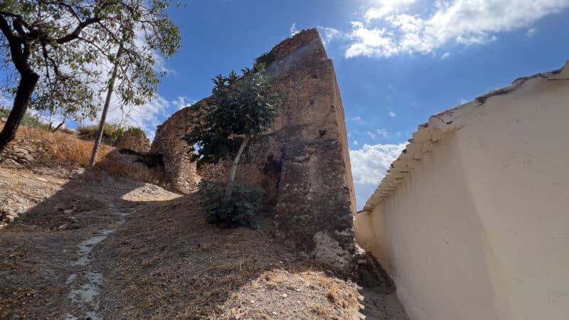 Fachada con Acueducto - Molino Mio Lucar Fachada con Acueducto - Molino Mio Lucar